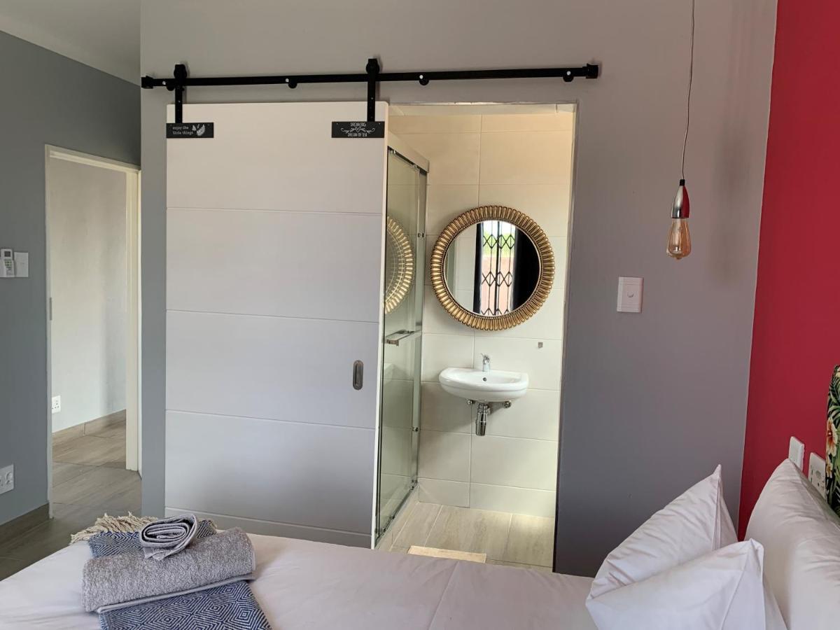 Elephant House, 2 Bedroom House, Next To Pilanesberg And Sun City Mogwase Экстерьер фото